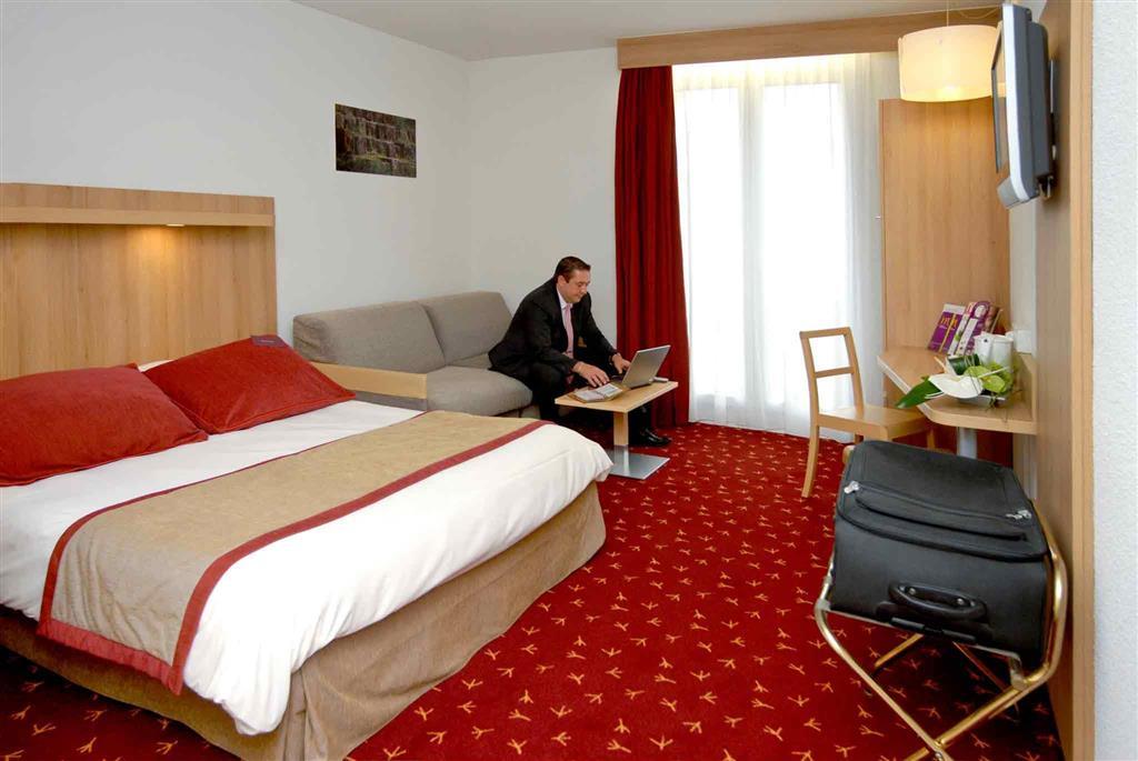 Mercure Abbeville Centre - Porte De La Baie De Somme Exterior foto