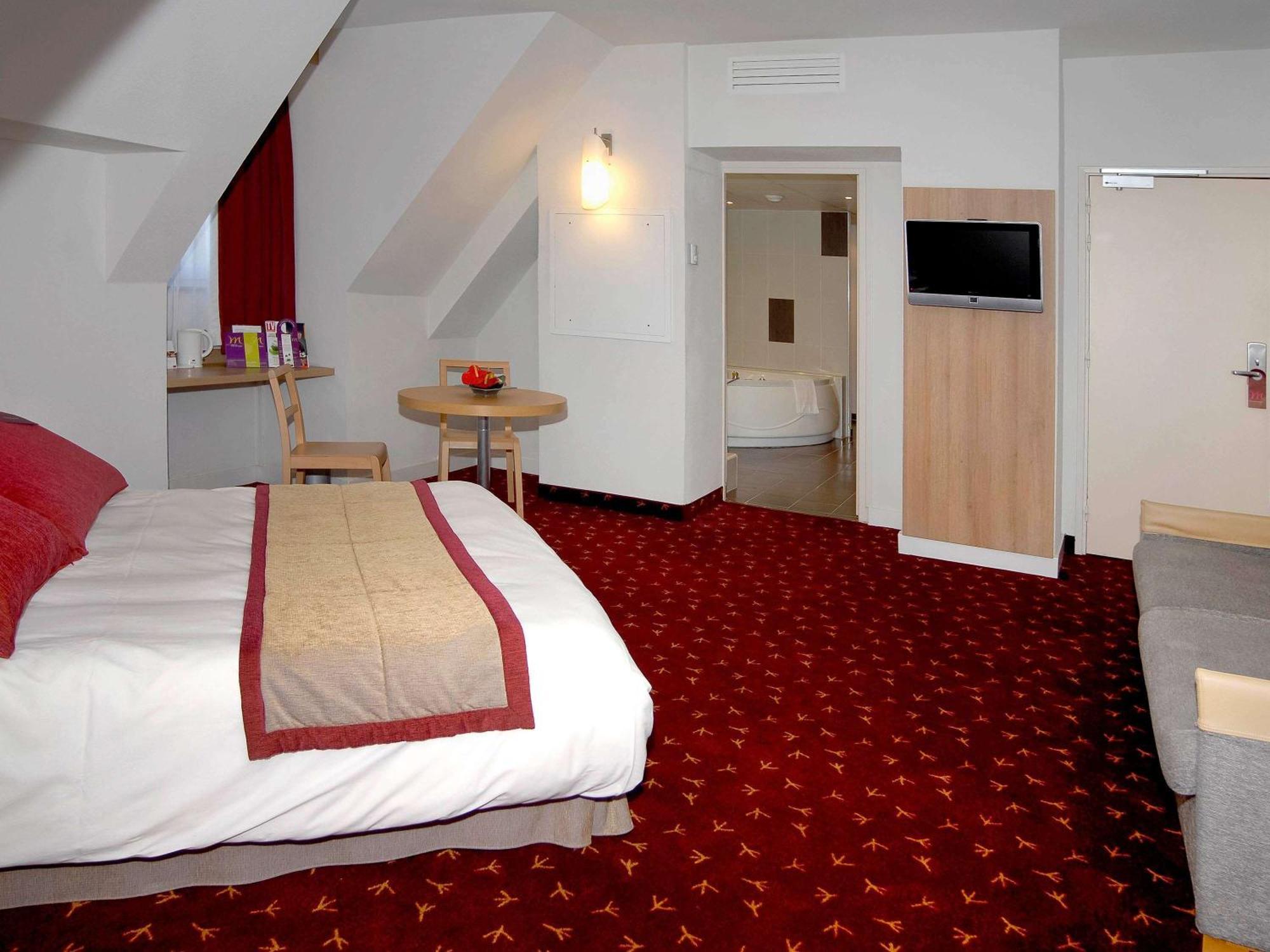 Mercure Abbeville Centre - Porte De La Baie De Somme Exterior foto