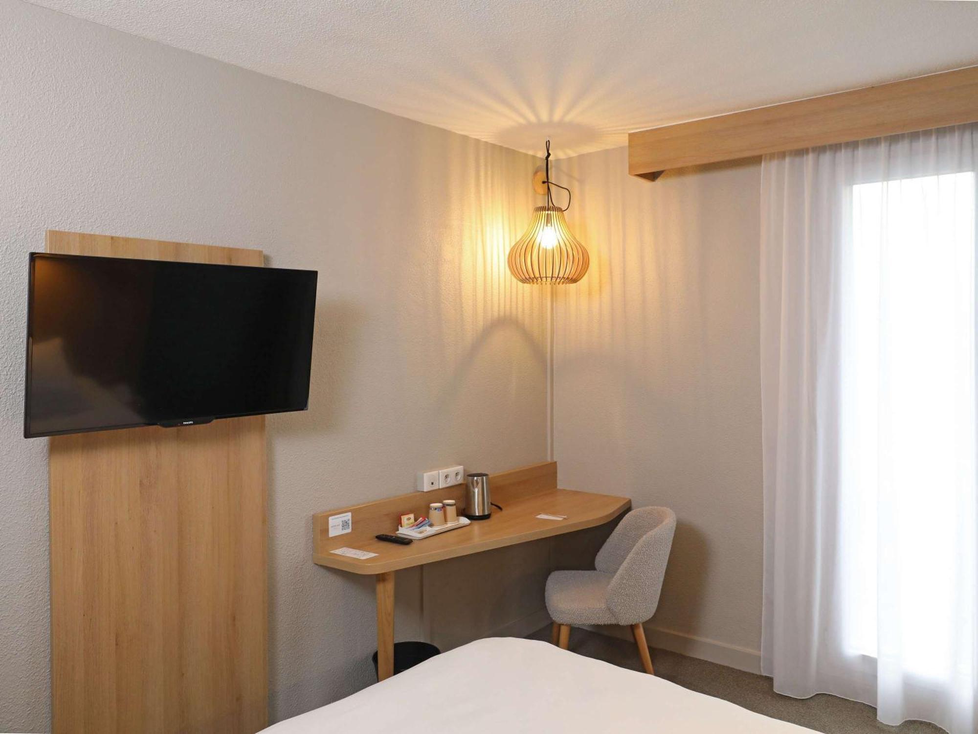 Mercure Abbeville Centre - Porte De La Baie De Somme Exterior foto